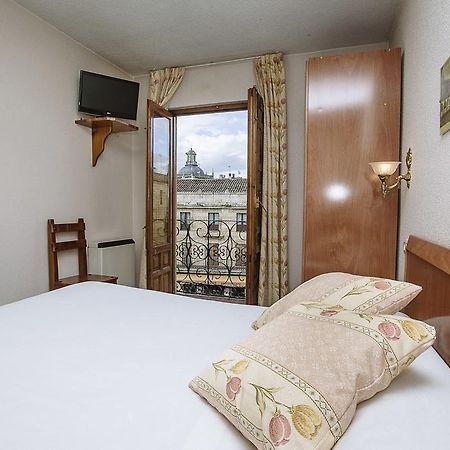 Hostal Plaza ซิวดัด-โรดรีโก ภายนอก รูปภาพ